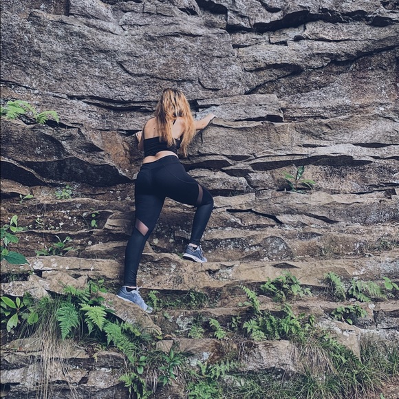 Nike Mesh Leg Detail Leggings - Picture 6 of 7